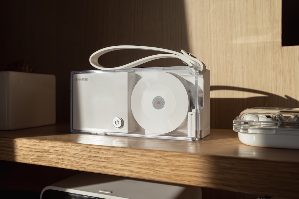 SHARGE 格納式 3-in-1 コンセント一体型モバイルバッテリー レビュー