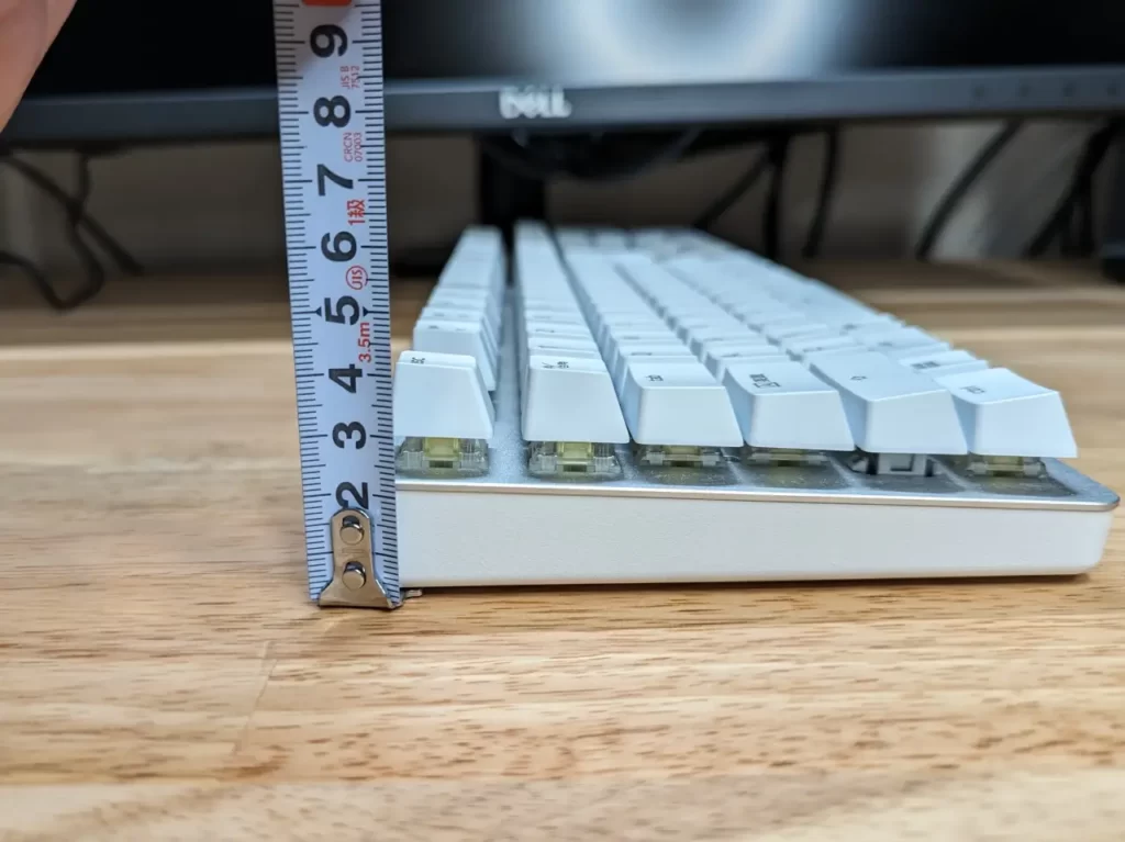 Razer Pro Type Ultra JP レビュー】悪くないけどオススメしづらい白い