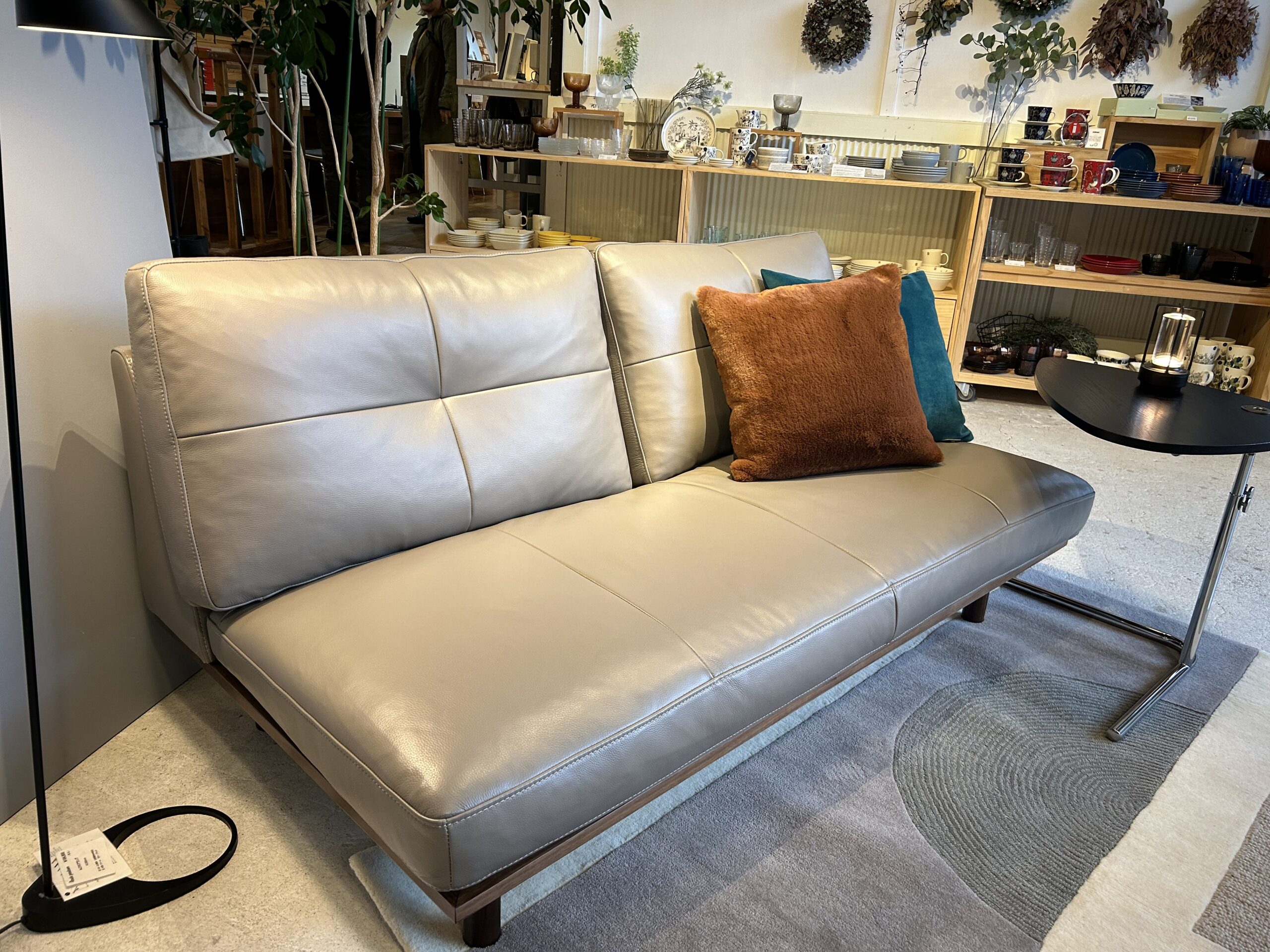 新入荷】ACTUS(アクタス)から、FLADソファ参上！ | S.H.S | 新潟で家具