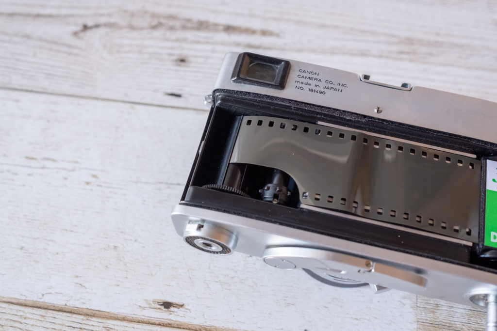 キヤノン初の大衆向けカメラ「Canonet（キヤノネット）」の使い方から