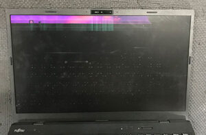 富士通 FMVWJ2A152】液晶画面割れを宅配修理｜横浜市からのご依頼