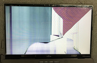 富士通 WAB/E3の画面割れ 液晶パネル交換 分解修理 | パソコン修理なら