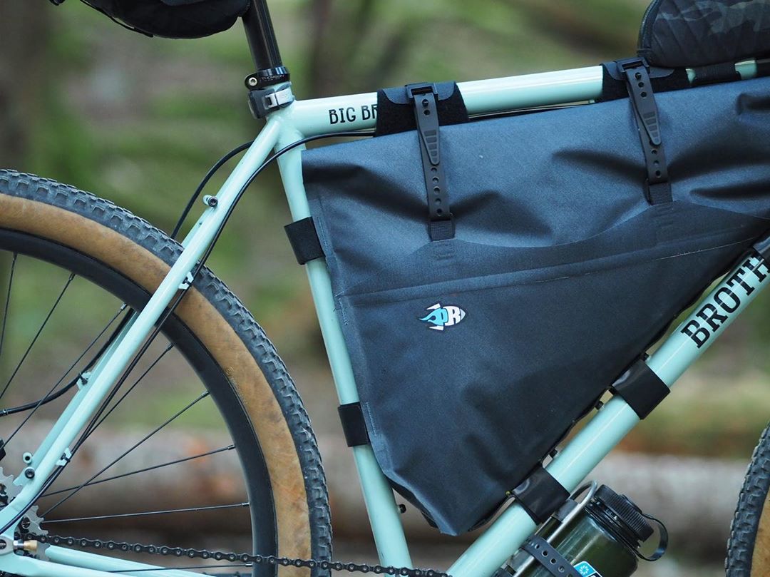 Porcelain Rocket: 防水バイクパッキング | SimWorks