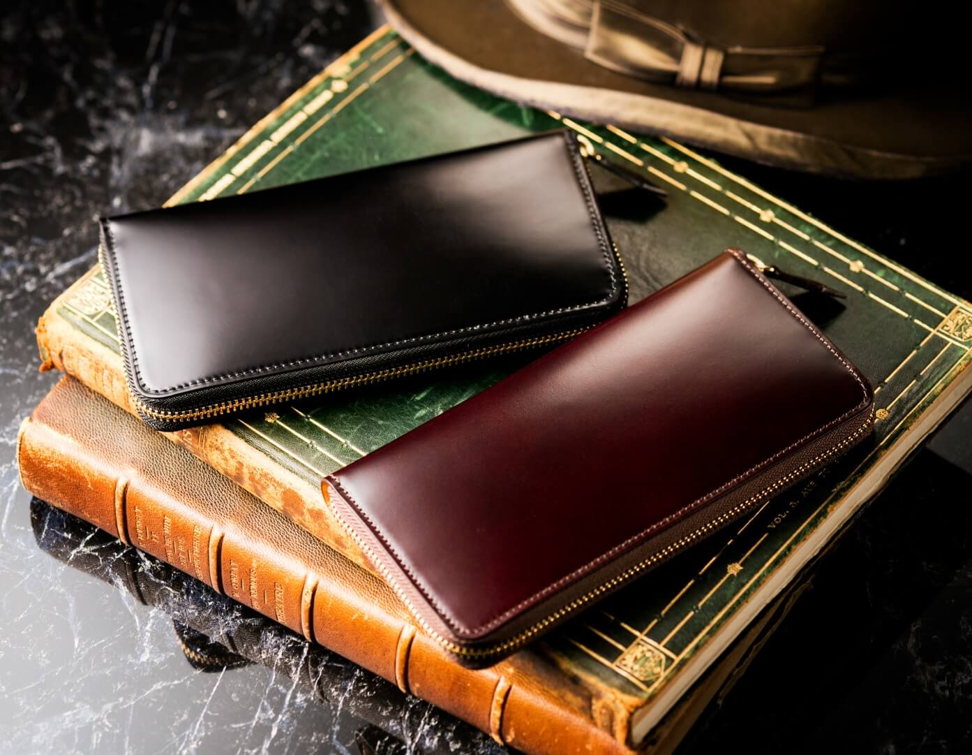 ココマイスタースタッフ愛用「マイスターコードバン・スカイ