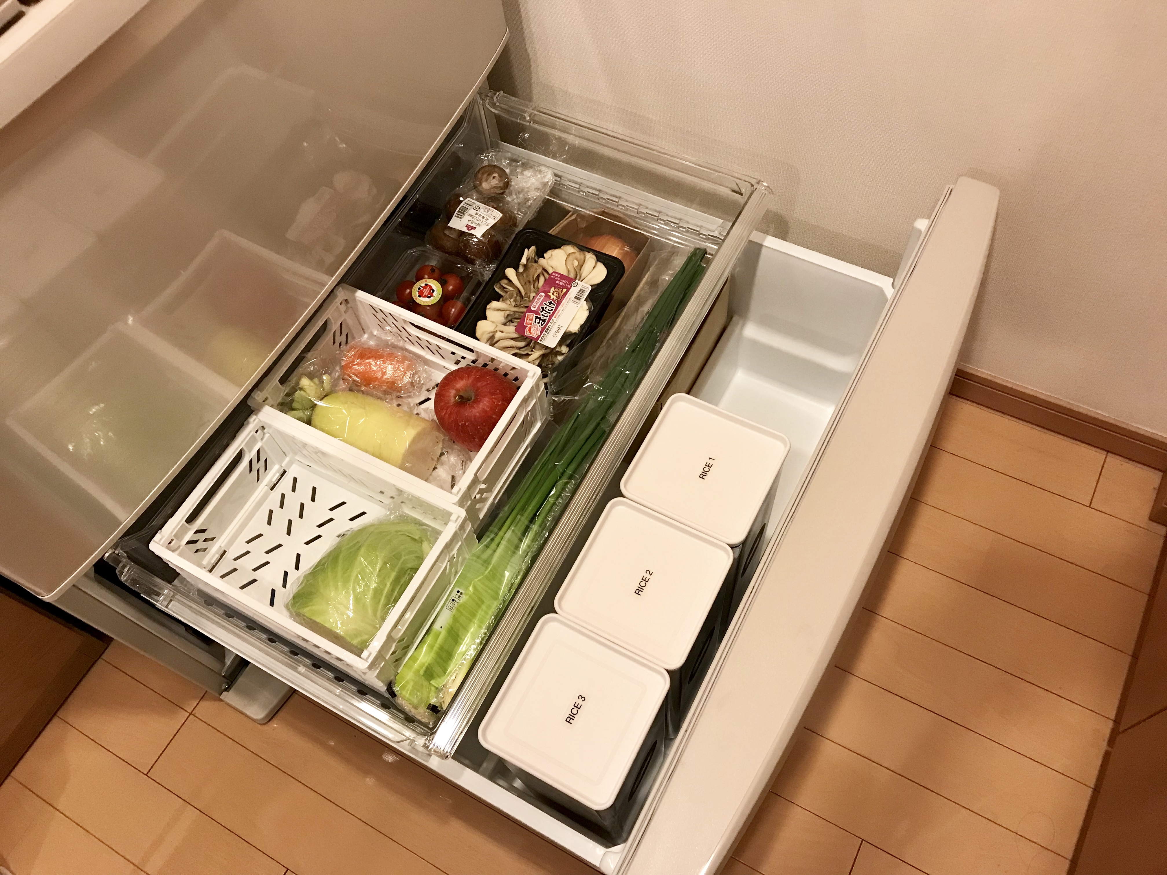 お米の詰め替えついでに冷蔵庫野菜室の収納＆掃除。（2018/1ページ