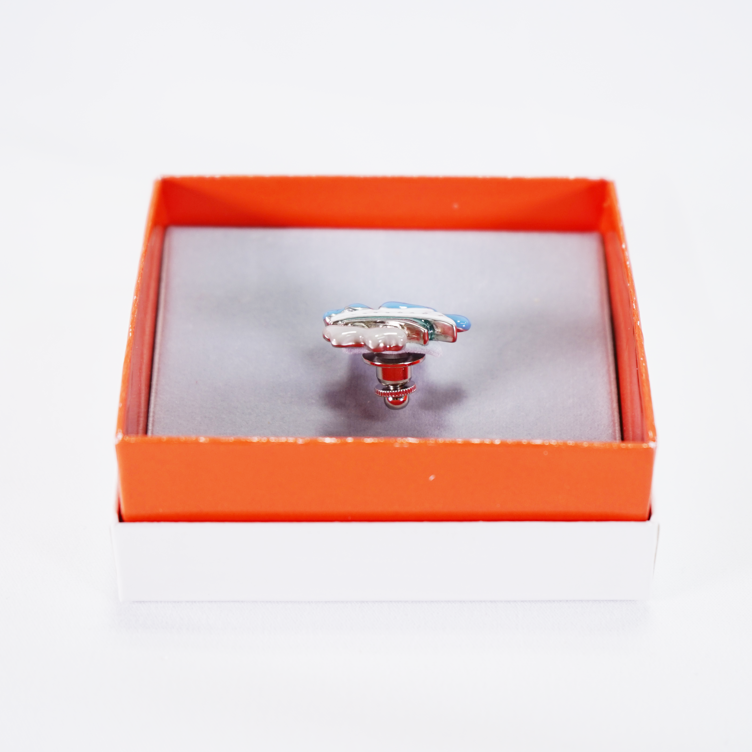 ラペルピン 船 57001180