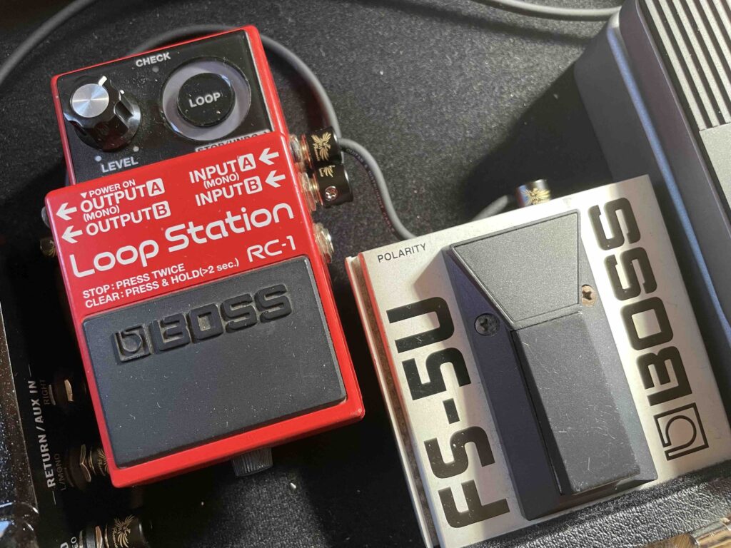 ルーパーでギター弾き語り!!【BOSS RC-1の使い方を解説】 | SINGER LABO