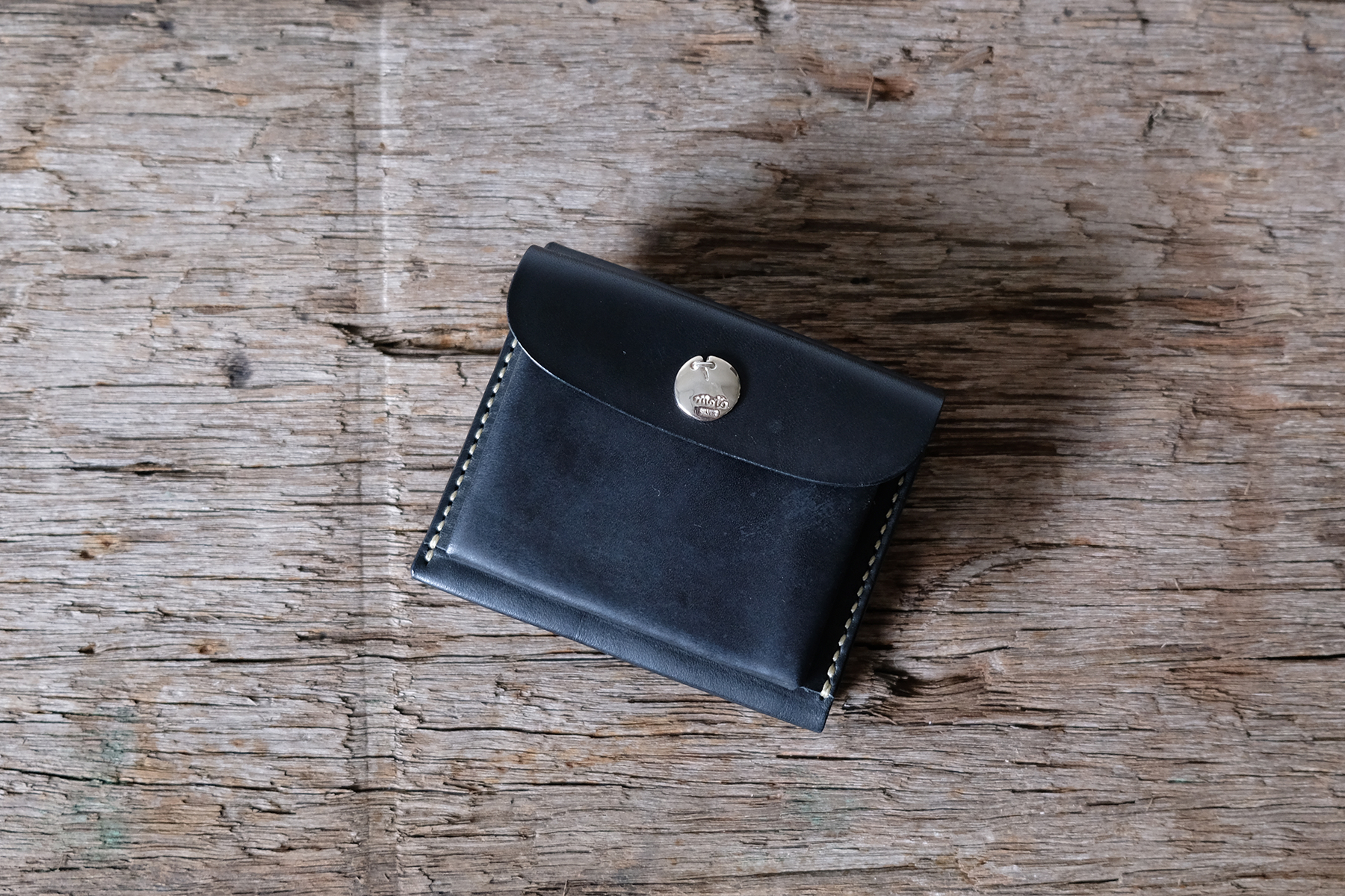 MOTO｜モト MINI WALLET & GOAT LEATHER - Silver and Gold