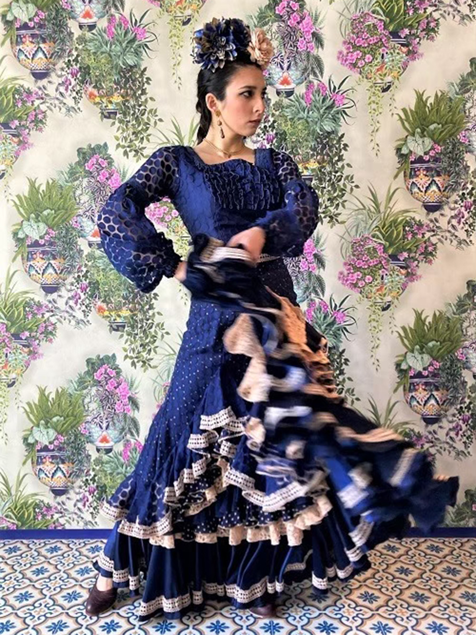 Sonia Johnes | フラメンコ衣装のソニア・ジョーンズ 公式ブランドサイト