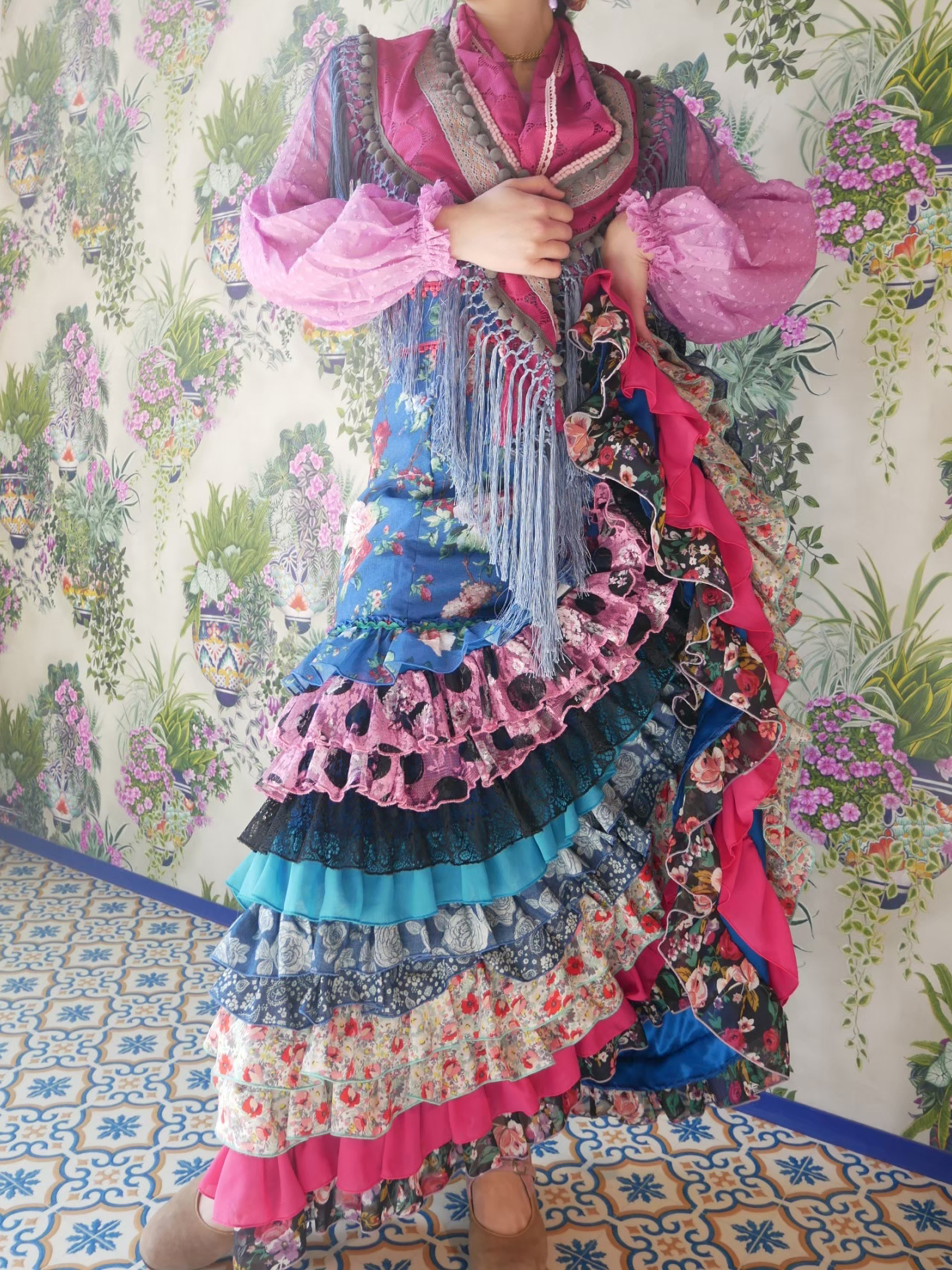 Sonia Johnes | フラメンコ衣装のソニア・ジョーンズ 公式ブランドサイト