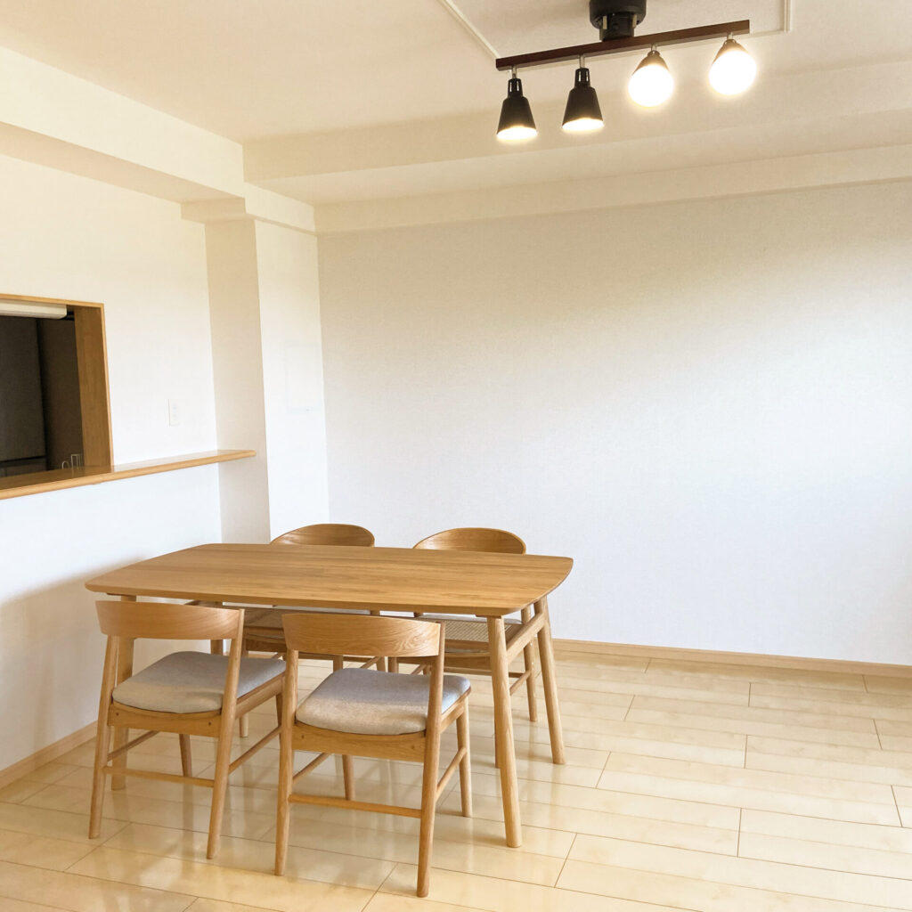 我が家のダイニングテーブルの紹介～unico～ - ｜そのちゃんの美容ブログ