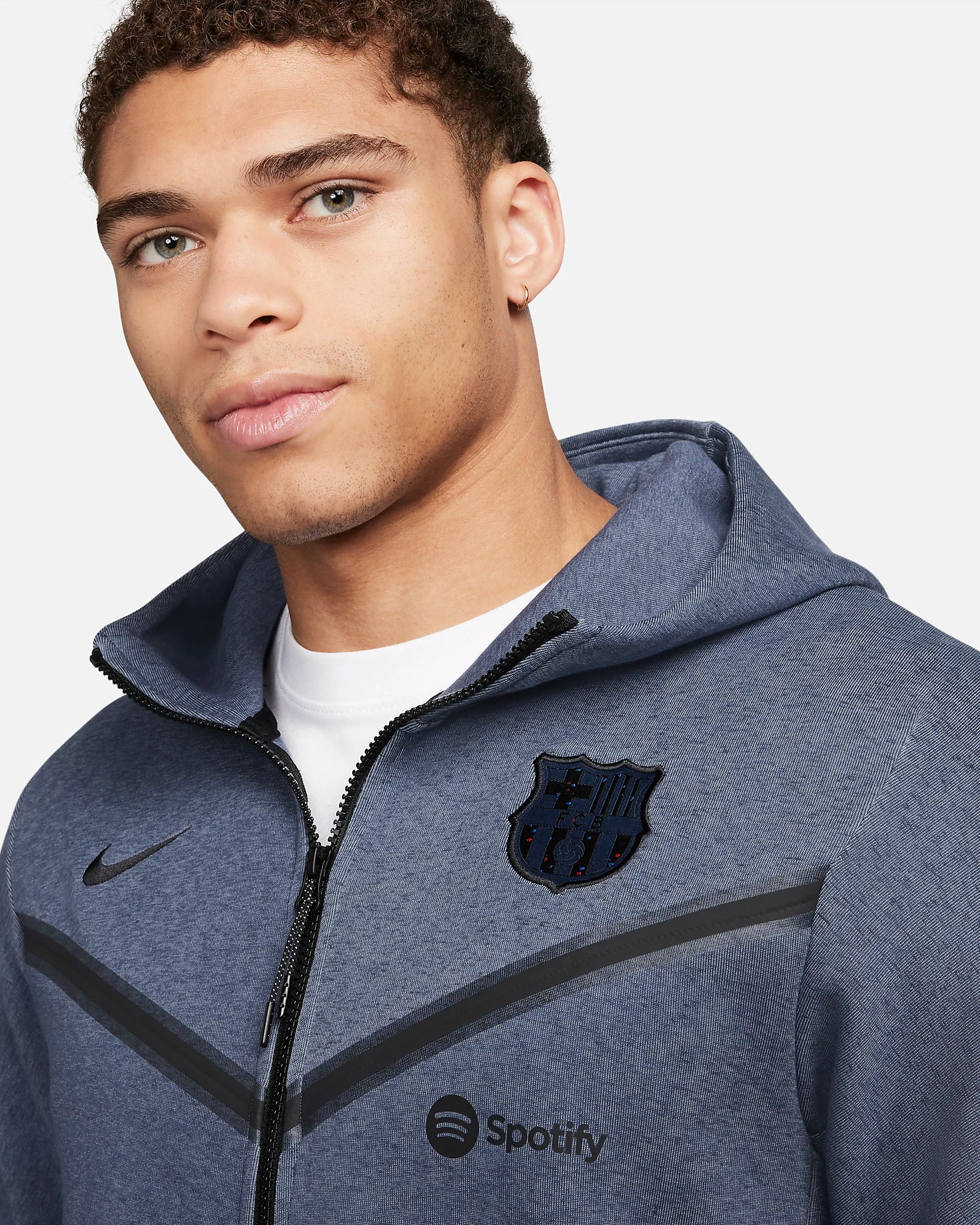 Men's Barcelona Nike Tech Fleece Hoodie 23/24 DX8418-437 – Soccer