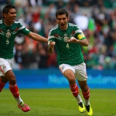 スタイル分析】ワイドなビルドアップと小気味いいパス回し｜メキシコ