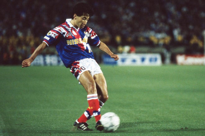 画像】横浜F・マリノスの歴史を彩った名手たちと歴代ユニホームを厳選