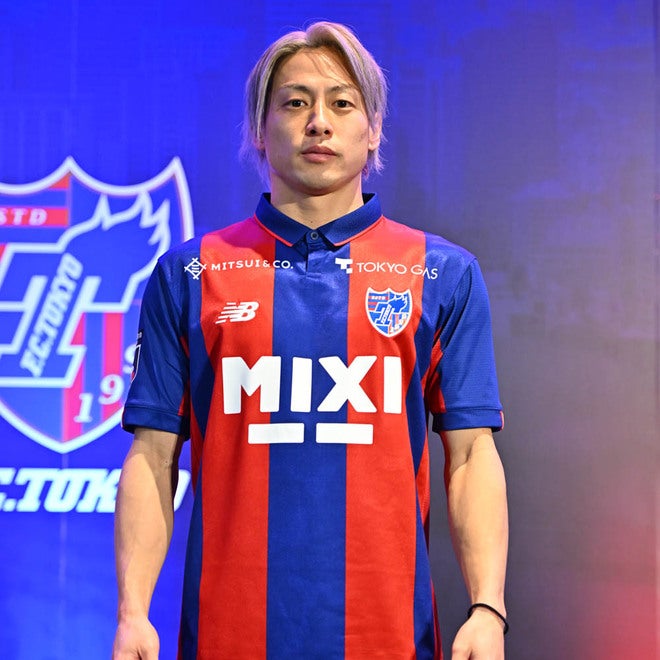 PHOTO】トリコロールから青赤へ！背番号は39番で新シーズンに挑むFC