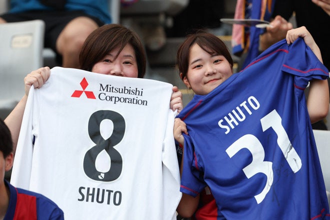 PHOTO】安部柊斗選手のラストゲームを全力で応援したFC東京サポーター