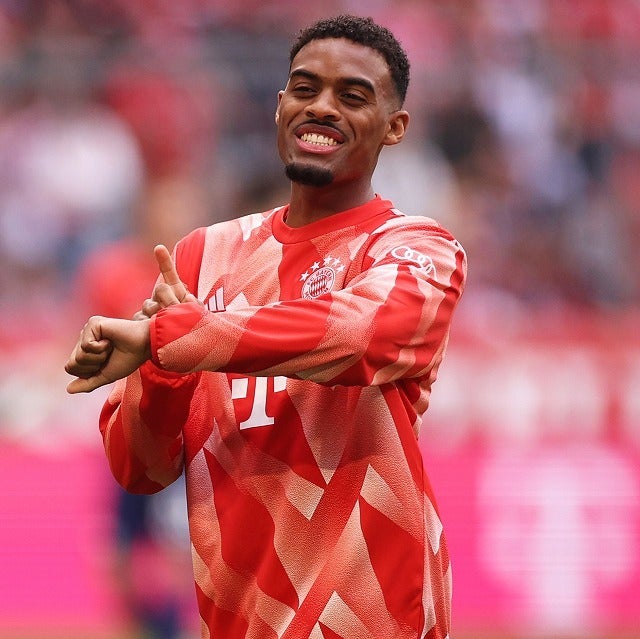 遠藤航の強力なライバルに！リバプールが中盤にさらなる新戦力を獲得