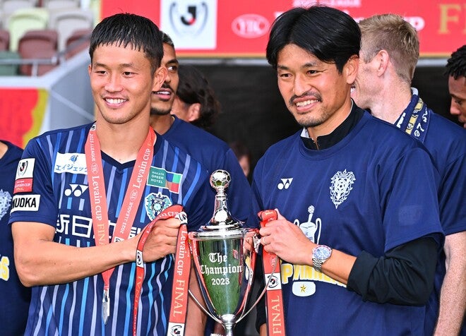 弱いアビスパとさよなら」福岡一筋19年、城後寿は感無量！ユーモアも