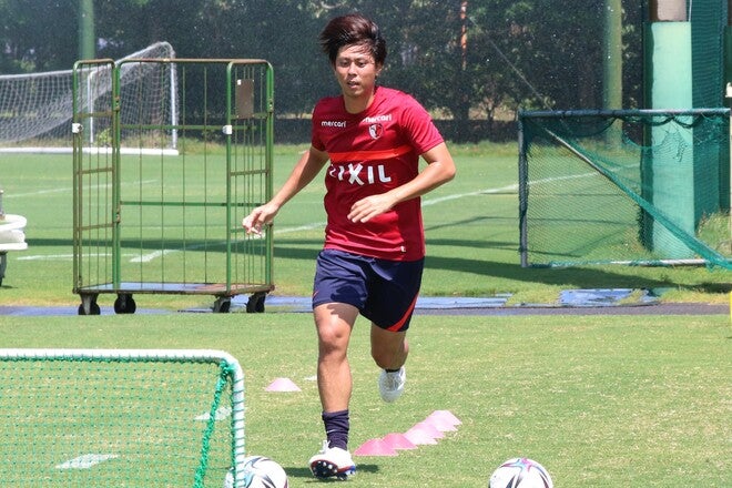 鹿島復帰に「情けない気持ちもある」。それでも安西幸輝は伝統の2番を