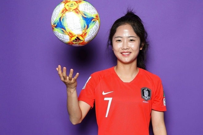 美しすぎる」元同僚も絶賛！韓国の女神、イ・ミナが年下Kリーガーとの