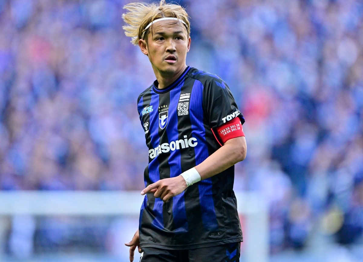 新旧ガンバ7番対決じゃん」G大阪が宇佐美貴史と遠藤保仁の”共演”を披露