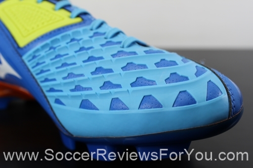 Mizuno Wave Ignitus 3 Review - Soccer Reviews For You
