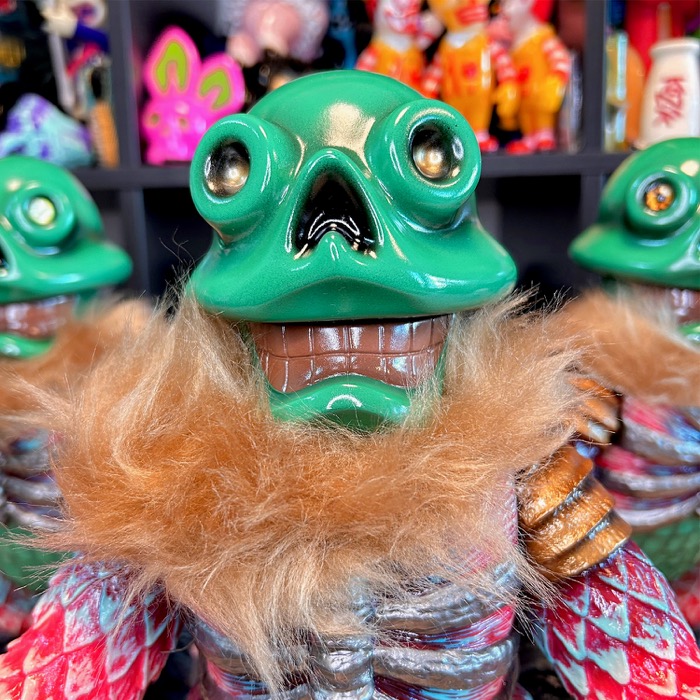 Marvel Okinawa氏、MISHKAのマッシュアップソフビ「SparBEAST」登場