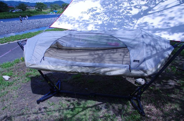 蚊帳付きの最強ハンモックはモンベル バグプルーフスタンモック