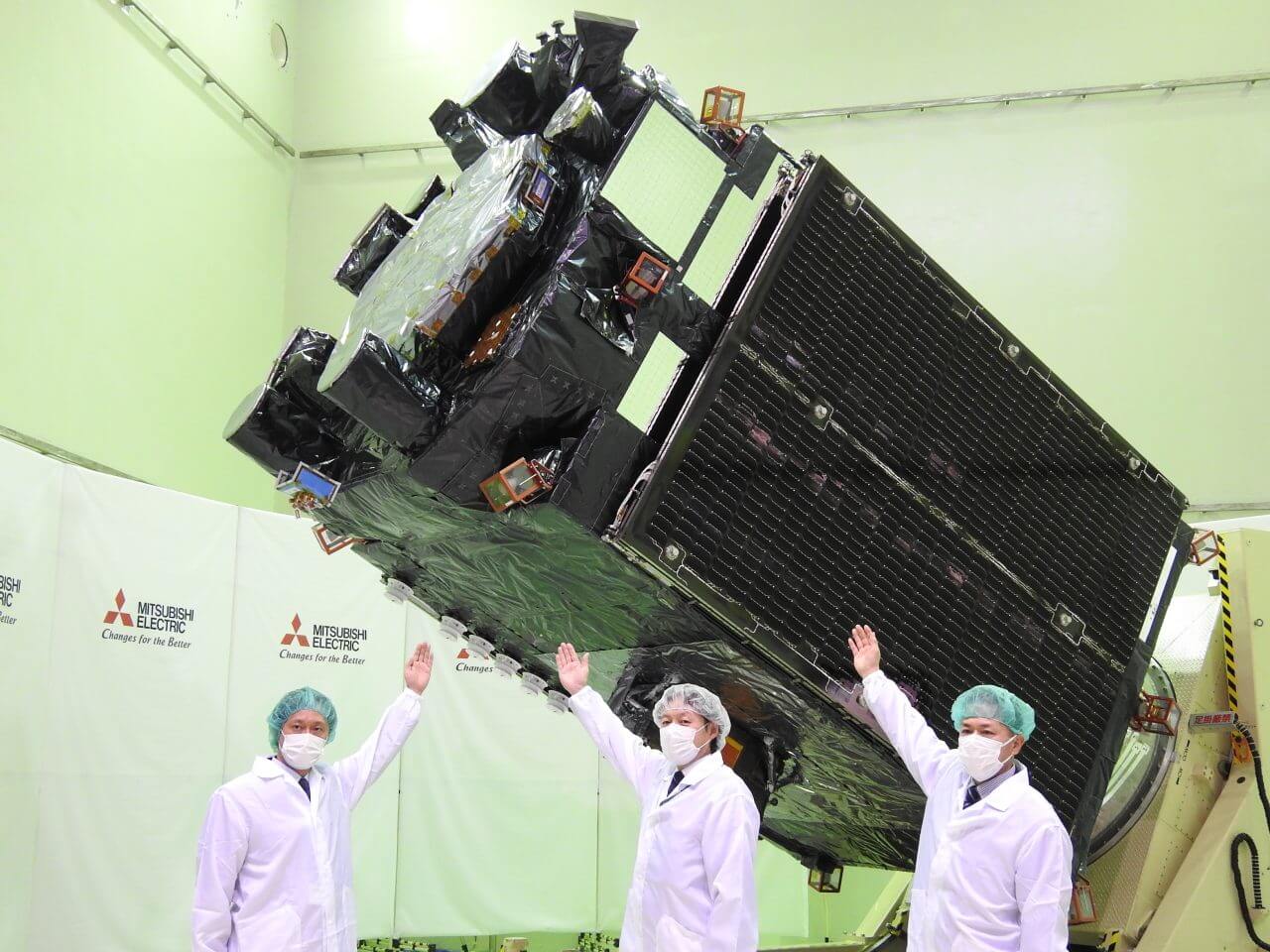 三菱電機が準天頂衛星システム「みちびき」6号機を公開 2024年度中に