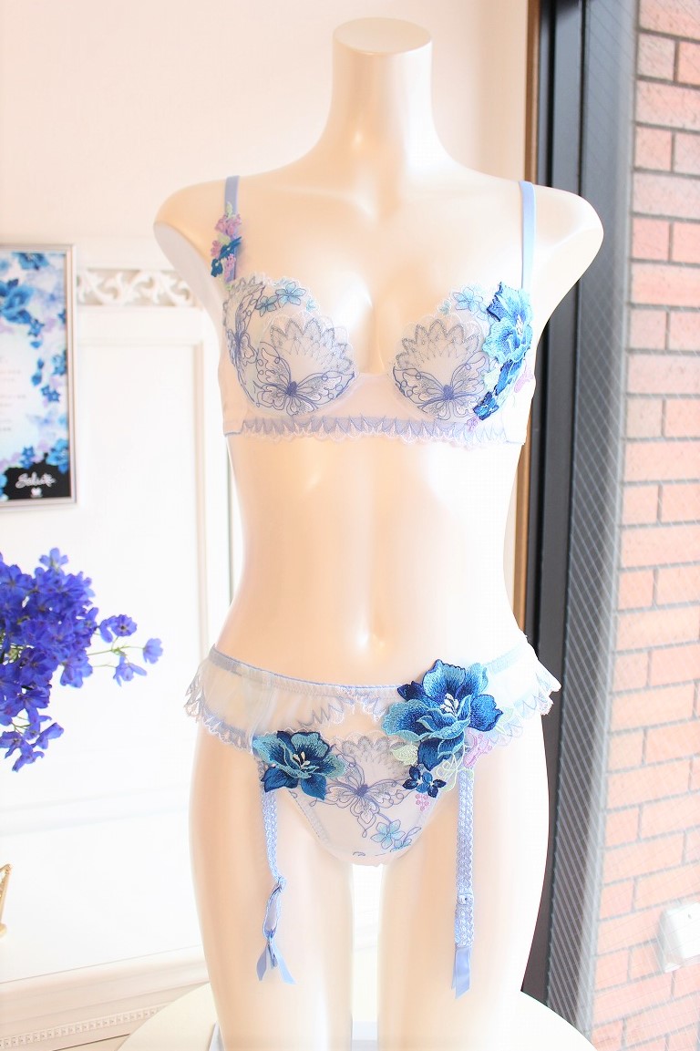 みずがめ座ランジェリ～♡ サルート42group WHカラー vol.1 | La