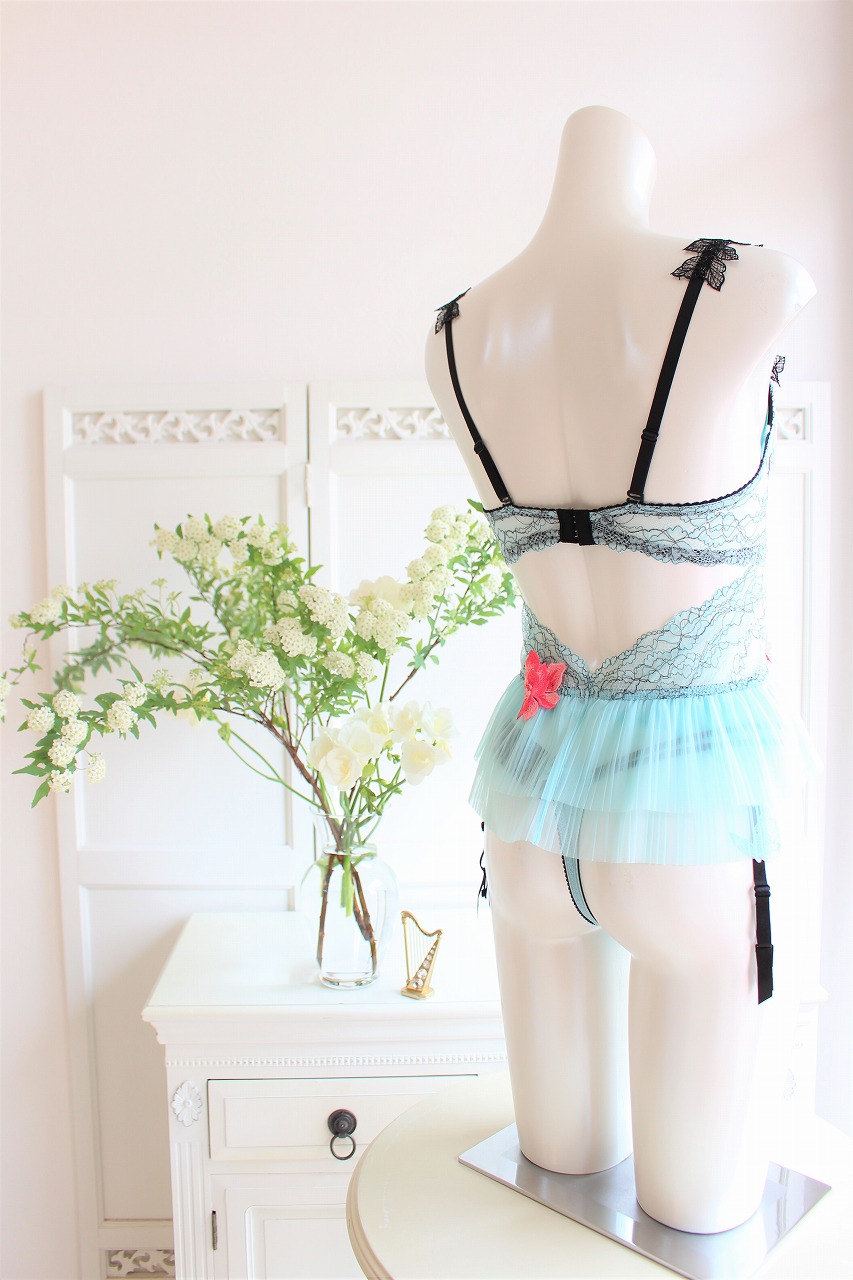 サルート40周年♡特別限定アイテム】サルート83group スリーインワン