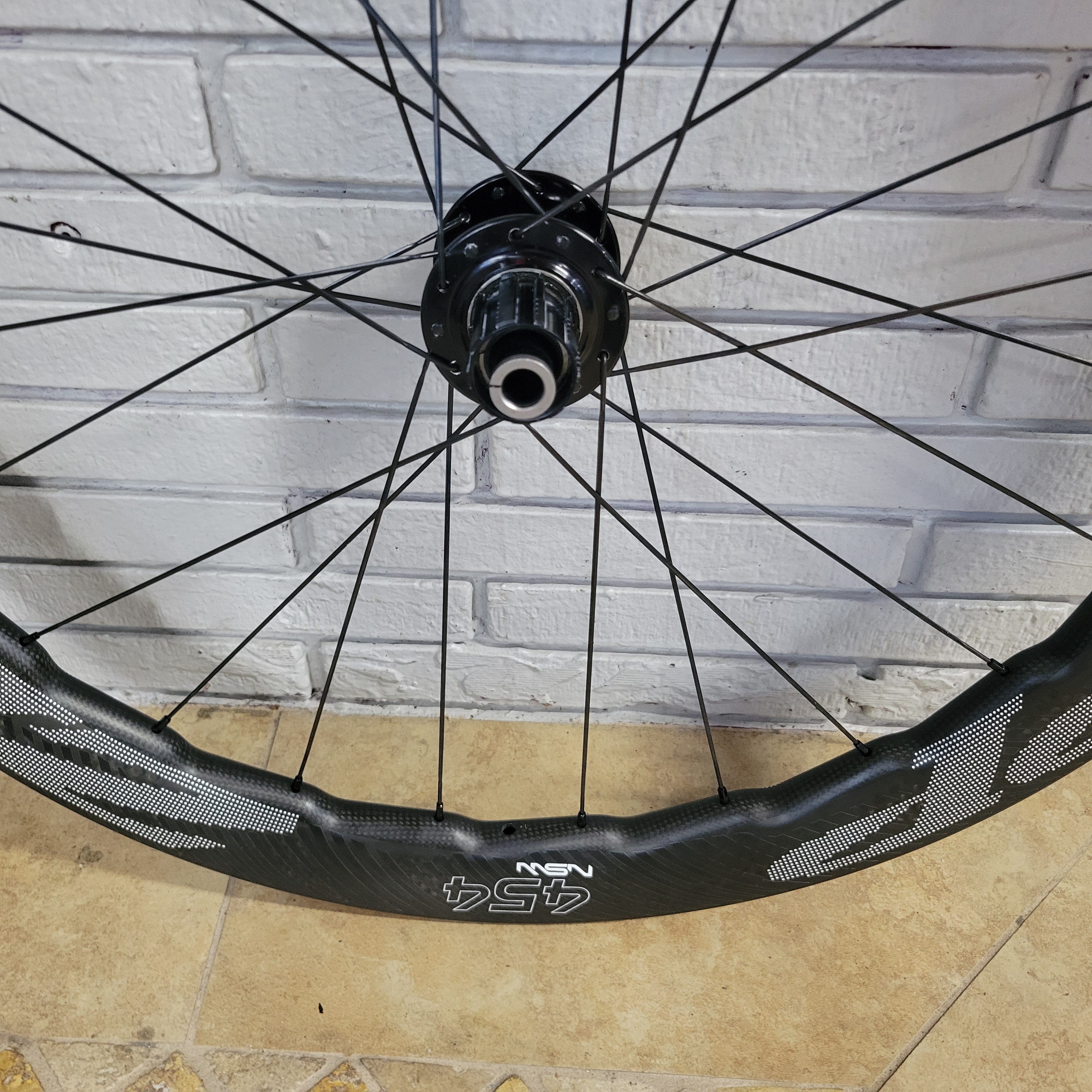 Zipp NSW 454 Rear Wheel w/ Chris King hub, Disc, Clincher – South