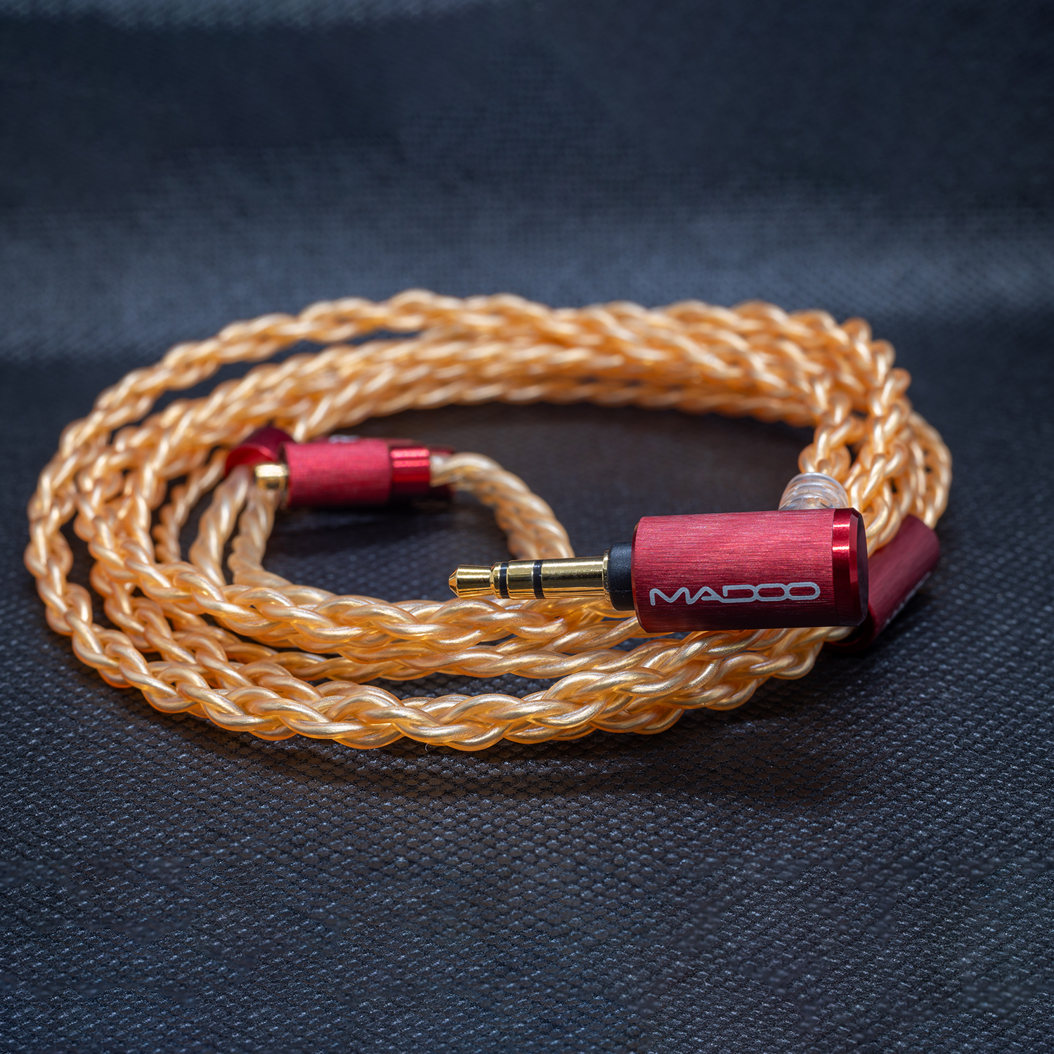 MADOO TYP622 Gold & Red 入耳式平板耳機| Soundwave Audio Limited