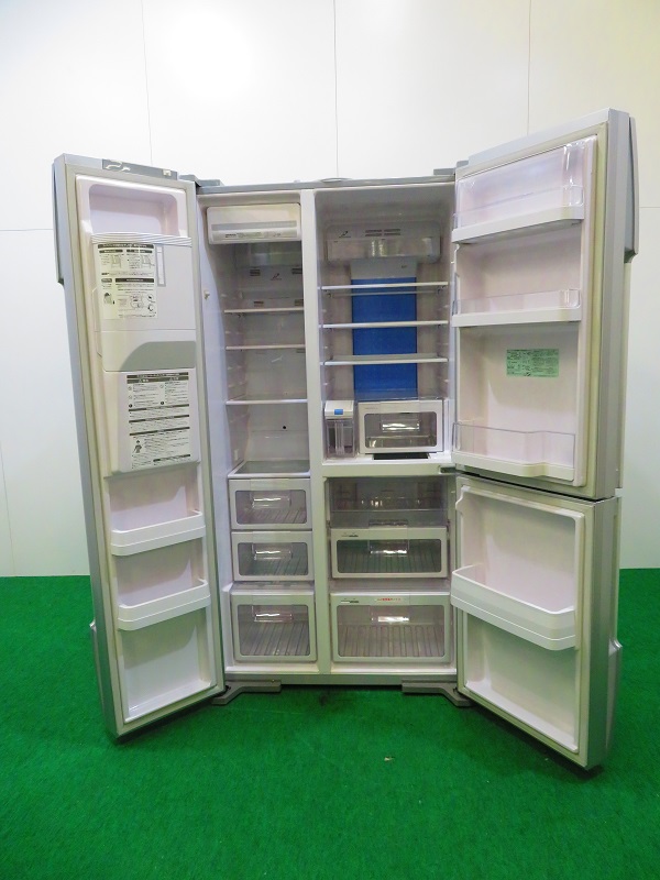 訳アリ HITACHI 2014年製 615L 3段ドア 冷蔵庫 R-SBS6200-XS