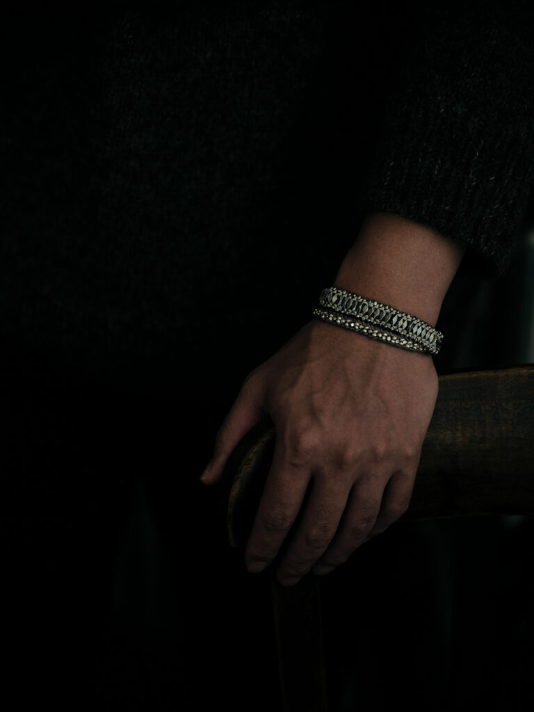 いよいよ8/29(金)スタートです。Sara Finchley “Silver Misanga” Order