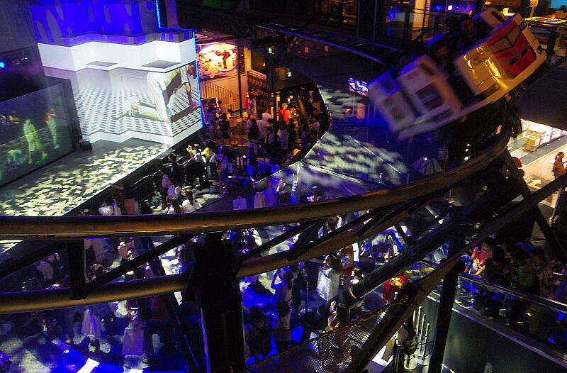 東京ジョイポリスと人気音楽グループ「超特急」がコラボ！音ゲーと