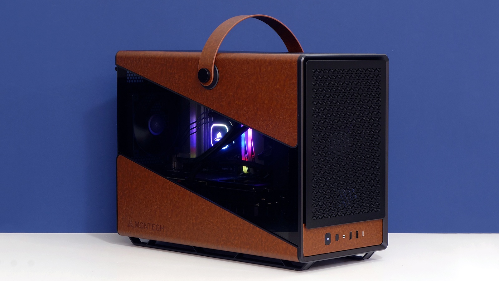 Montech Heritage Pro - Review 2025 - PCMag Middle East