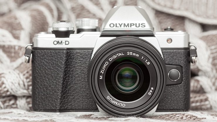 Olympus OM-D E-M10 Mark II - Review 2015 - PCMag Middle East