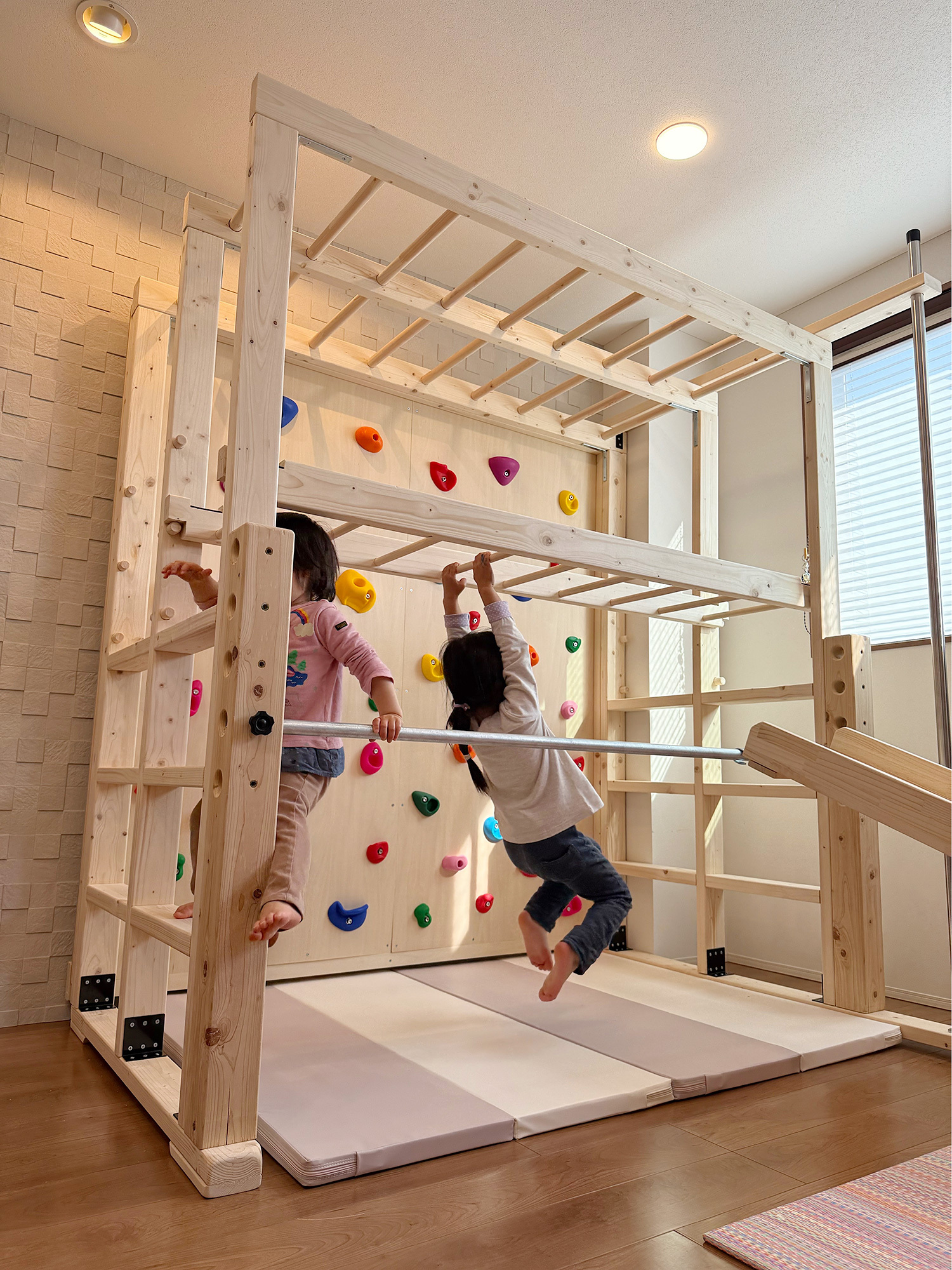 2列のうんてい事例詳細｜アリサラのうんてい屋さん | オーダメイド知育