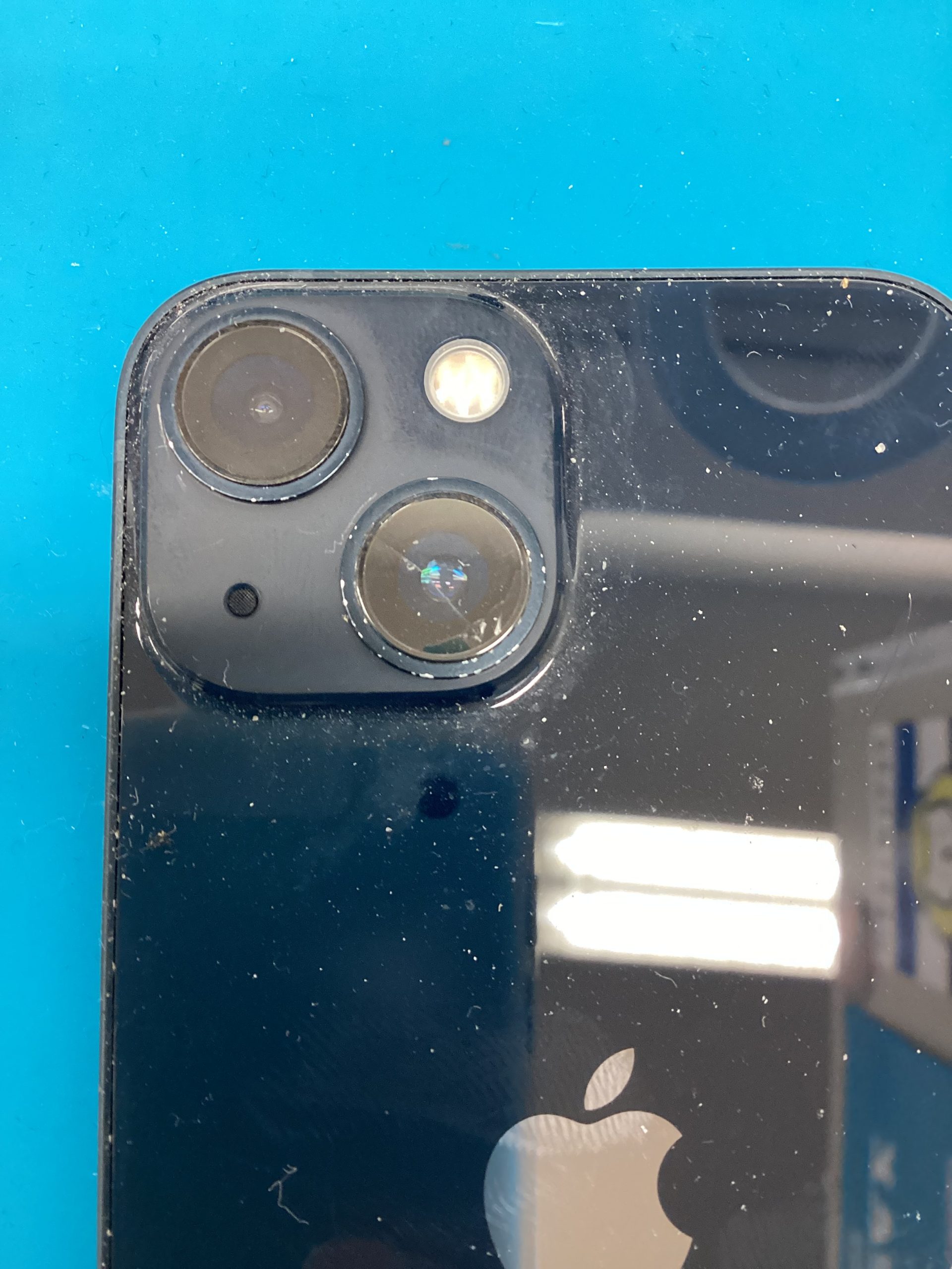 iPhone15 カメラのレンズが割れてしまった｜iPhone修理レビューNo.2105