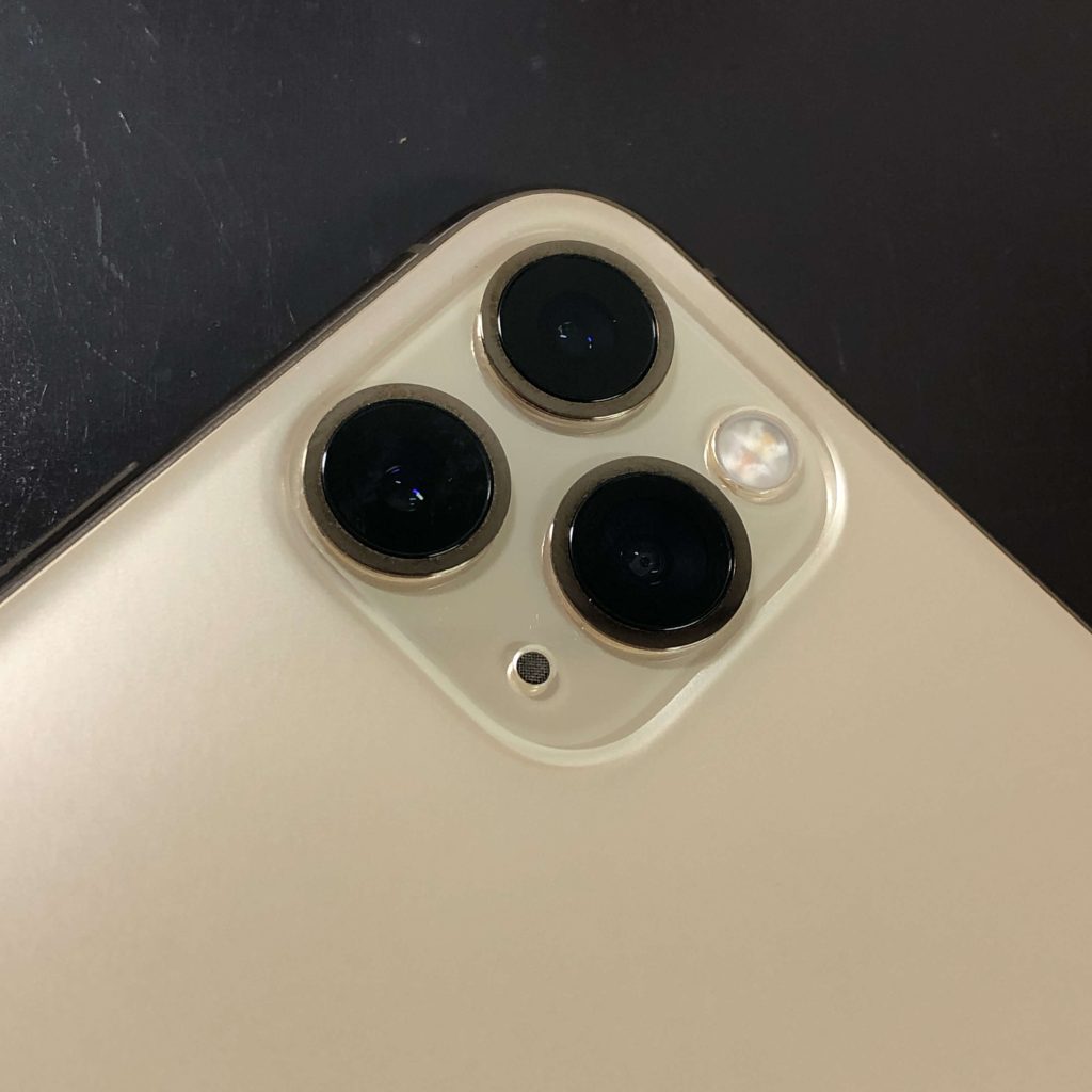 iPhone11Proのカメラにゴミが！？カメラ交換で改善！ | スマホ・iphone