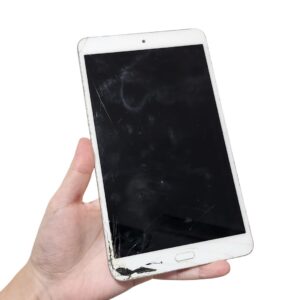 docomoのタブレットも修理OK！d-tab（D-02K）の画面を修理しました