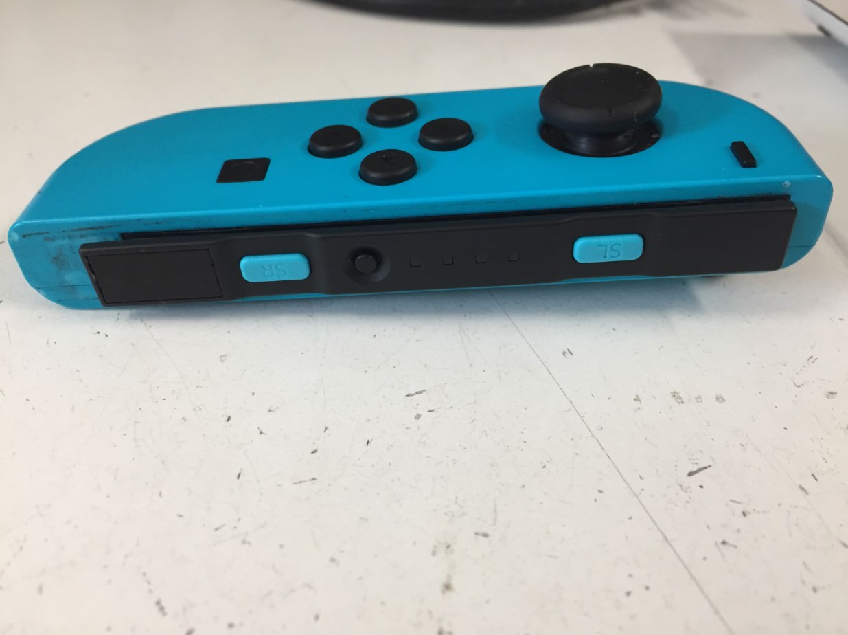ジョイコンの横のランプが光らない！Switchの故障ならスマホスピタル