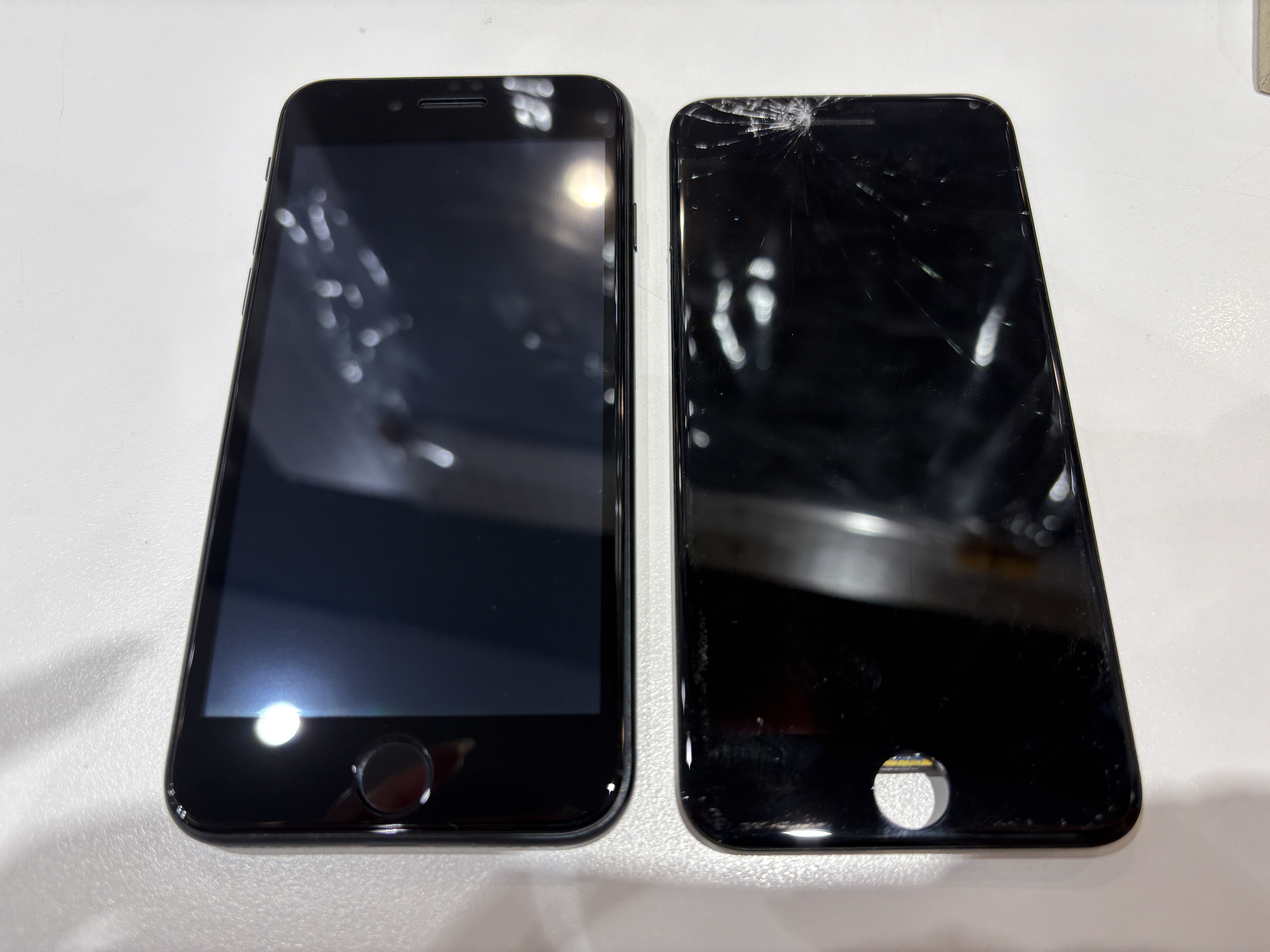 最短30分】iPhone SE第2世代 画面割れ修理紹介【江東区】-スマホ