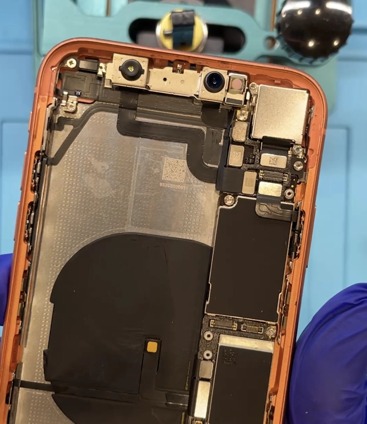 🔋 iPhoneXRのバッテリーが急に減る？電池持ちが悪くなったら“交換の