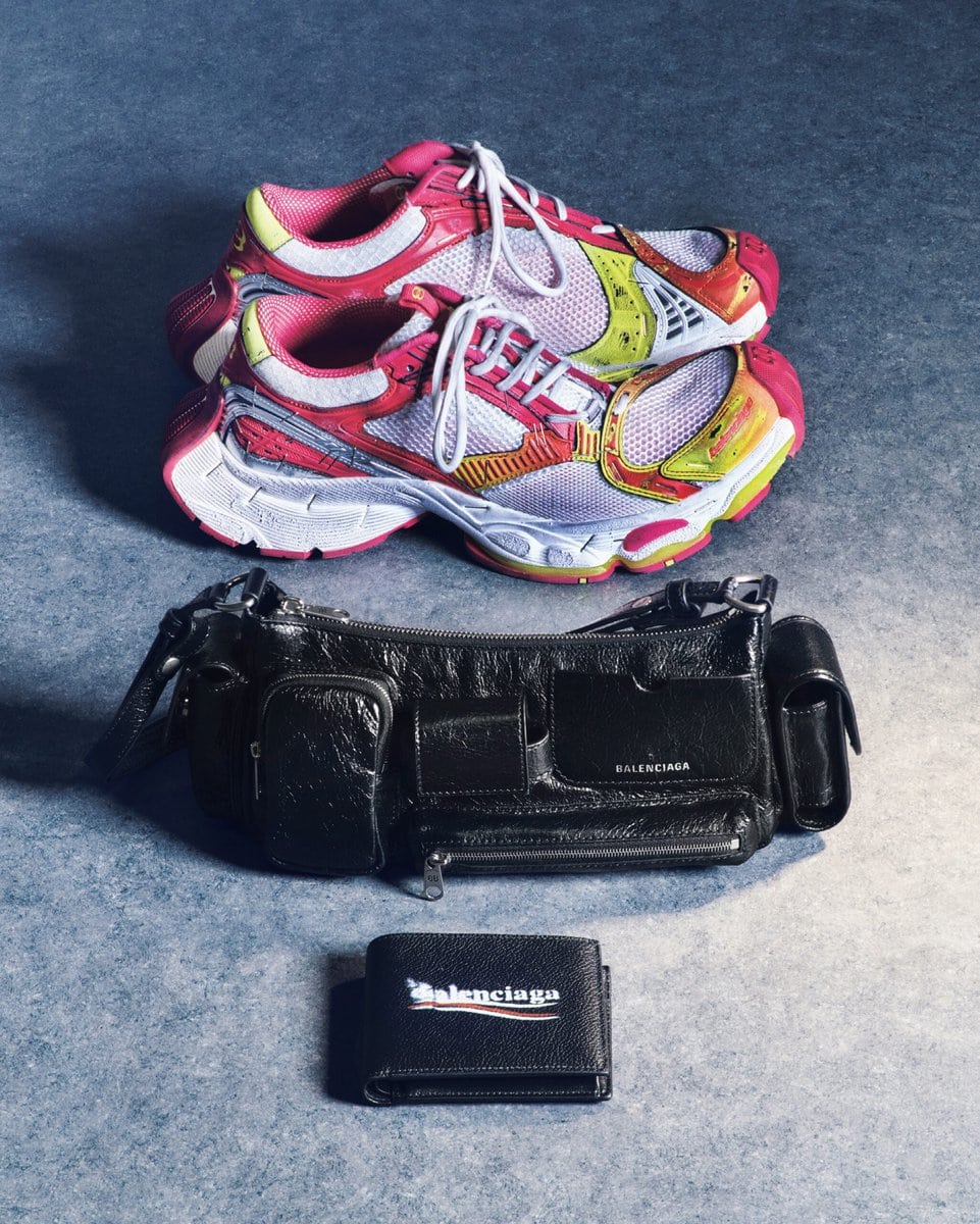 バレンシアガ秋冬新作はスポーティ×ラグジュアリー！」“あえて粗い