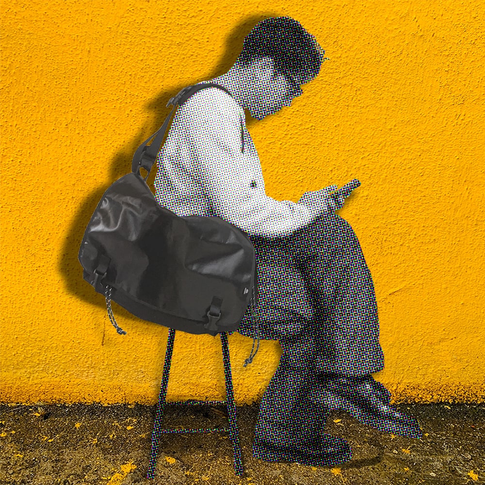 自分好みに着せ替えられるメッセンジャーバッグ！オンもオフも変幻自在