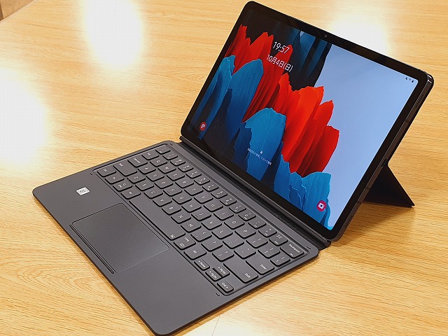 最強Androidタブ」必須アイテム!?「Galaxy Tab S7 Book Cover Keyboard