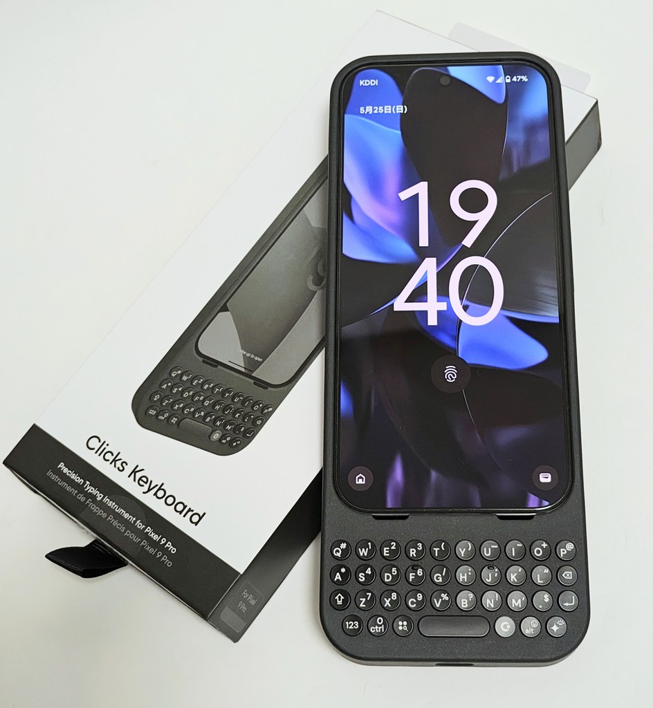 朗報】脳汁ドバドバ！スマホに物理キーボードを追加する「Clicks for