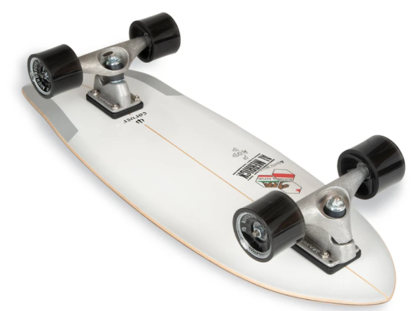 カーバー アルメリックは街の中で乗ろう サーフスケートのアルメリック